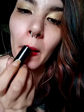 Snapshot of Darkw1tch chatting on November 7, 7:51 pm Darkw1tch online show from November 7, 7:51 pm