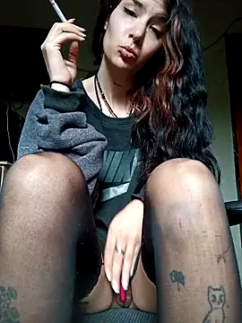 Snapshot of Darkw1tch chatting on November 5, 10:29 am Darkw1tch online show from November 5, 10:29 am