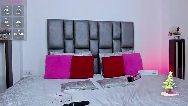 miaroberts69 online show from November 11, 11:31 pm