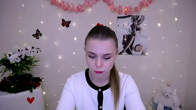 OceanicDawn online show from February 18, 6:22 am