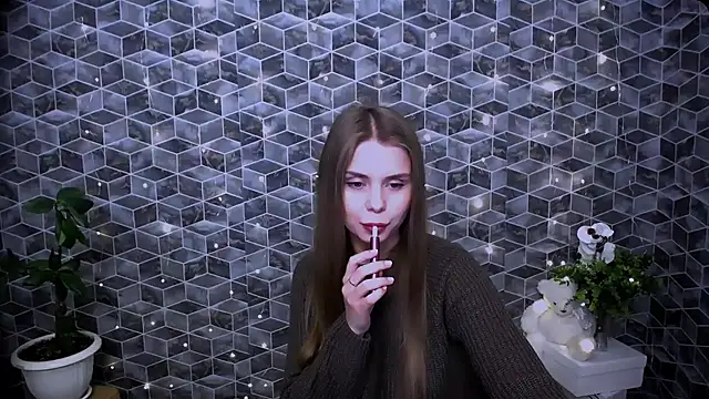 OceanicDawn online show from November 17, 9:02 am