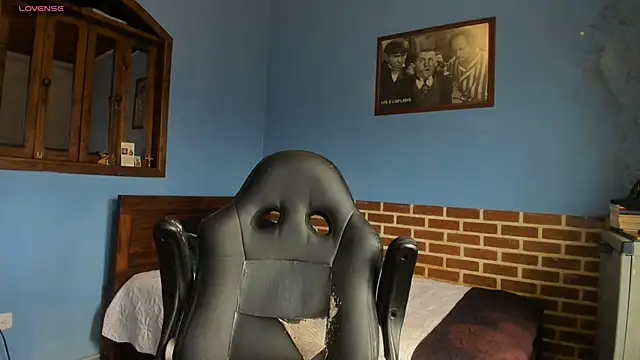 justinkarter online show from November 12, 12:31 pm