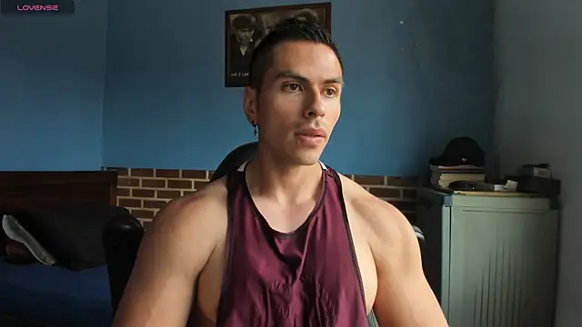 Snapshot of justinkarter chatting on September 27, 3:07 pm justinkarter online show from September 27, 3:07 pm