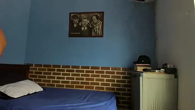 Snapshot of justinkarter chatting on September 16, 5:36 pm justinkarter online show from September 16, 5:36 pm