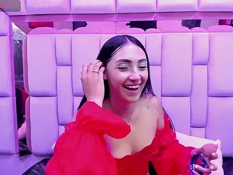 Issabela Mackey  online show from January 15, 4:05 am