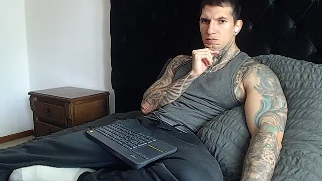 Shane Clay online show from January 12, 6:26 pm