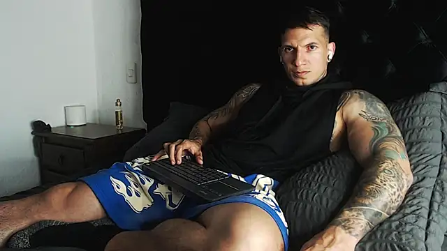 Shane Clay online show from March 31, 11:18 pm