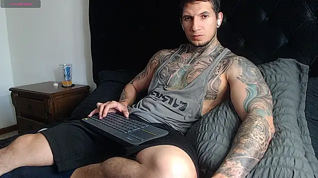 Shane Clay online show from February 10, 6:29 pm