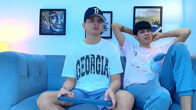 TWINKS FRIENDS online show from March 30, 1:23 pm