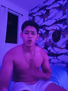 Snapshot of Hiroshi_Shen chatting on June 21, 12:16 am Hiroshi Shen online show from June 21, 12:16 am