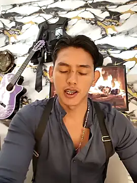 Hiroshi Shen online show from April 22, 2:13 pm
