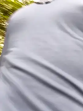 Hiroshi Shen online show from April 8, 1:01 pm