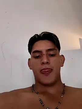 Hiroshi Shen online show from November 30, 10:10 pm