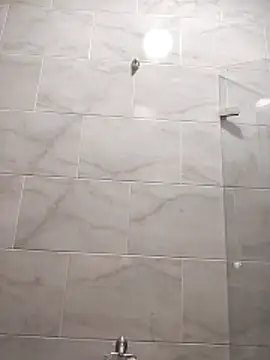 Hiroshi Shen online show from December 14, 10:37 pm