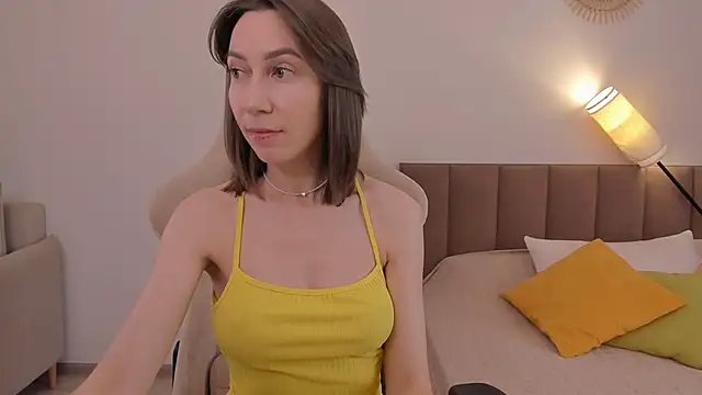 GoodGlamorGirl online show from October 3, 4:14 am