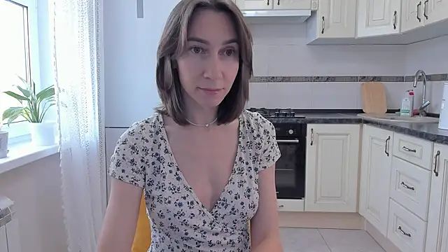 GoodGlamorGirl online show from September 24, 4:08 am