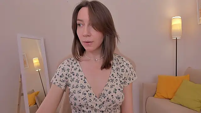 Snapshot of GoodGlamorGirl chatting on February 20, 6:26 am GoodGlamorGirl online show from February 20, 6:26 am