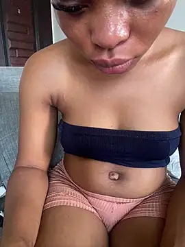 PrettyNina77 online show from December 22, 10:48 am