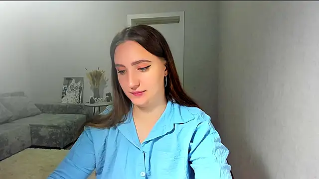 Wise Bunny online show from June 12, 5:54 pm