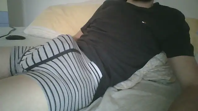 Snapshot of Hotboy096 chatting on October 9, 3:56 pm Hotboy096 online show from October 9, 3:56 pm