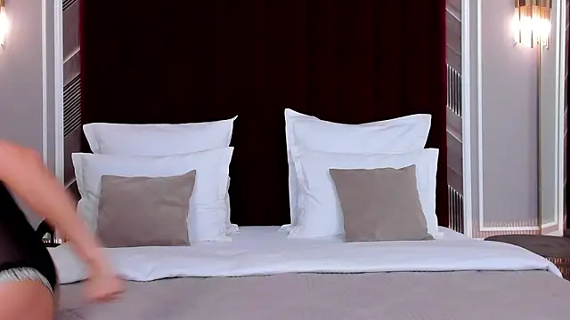 KatherineJan online show from April 9, 3:08 am