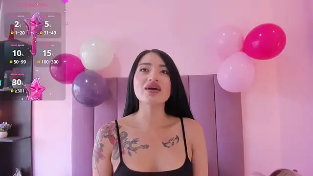 violet myerrs online show from November 5, 12:52 pm