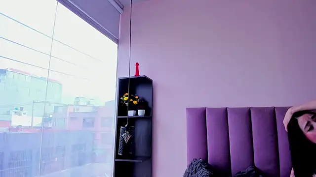 violet myerrs online show from April 13, 12:42 pm