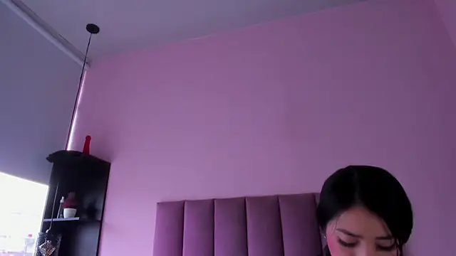 violet myerrs online show from September 19, 1:04 pm