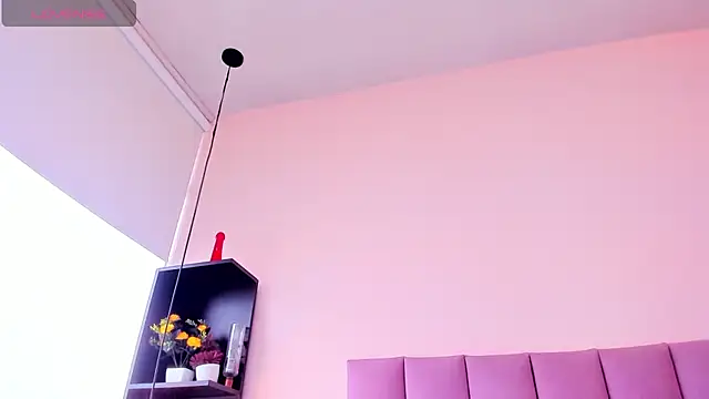 violet myerrs online show from April 10, 1:07 pm