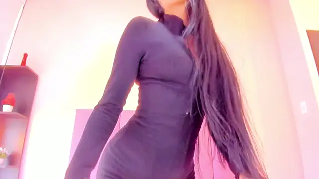 Snapshot of violet_myerrs chatting on December 16, 1:15 pm violet myerrs online show from December 16, 1:15 pm