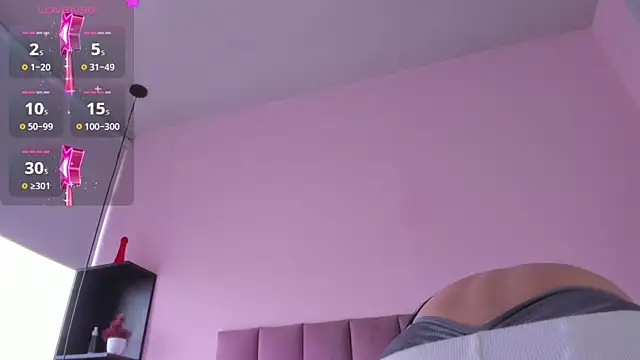 violet myerrs online show from October 20, 1:22 pm