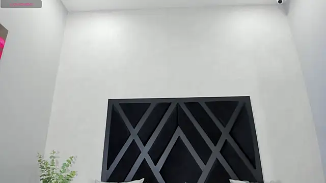 Snapshot of zoe_martins_ chatting on June 16, 5:46 pm zoe martins online show from June 16, 5:46 pm