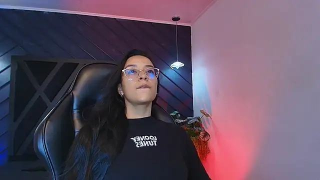 zoe martins  online show from March 16, 5:16 pm