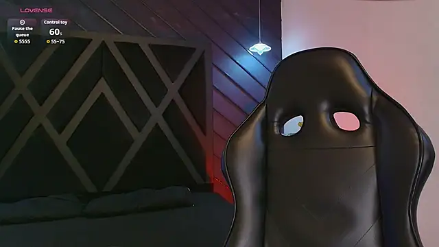 zoe martins  online show from March 6, 5:19 pm