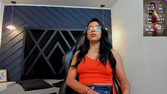 zoe martins  online show from October 9, 5:24 pm