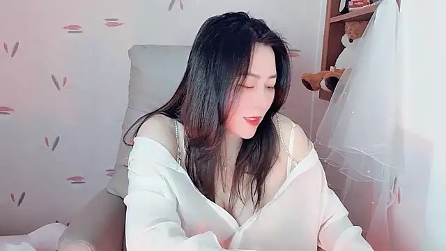 Eve5215 online show from February 8, 5:21 pm