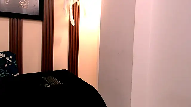 kimberly18cute online show from March 17, 12:46 am