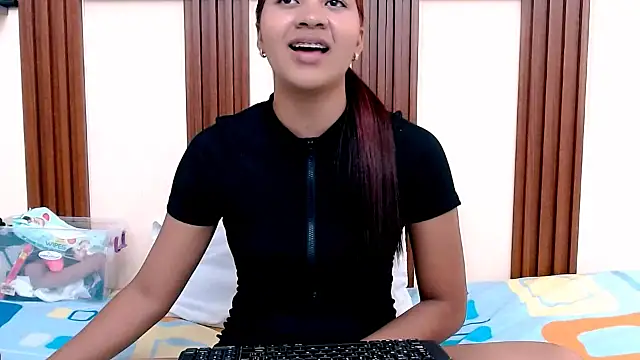 kimberly18cute online show from May 9, 12:03 am