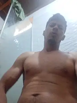 Snapshot of piterrr_hot chatting on January 15, 12:30 pm piterrr hot online show from January 15, 12:30 pm