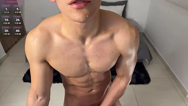 Maxx Lancaster online show from May 6, 3:05 pm