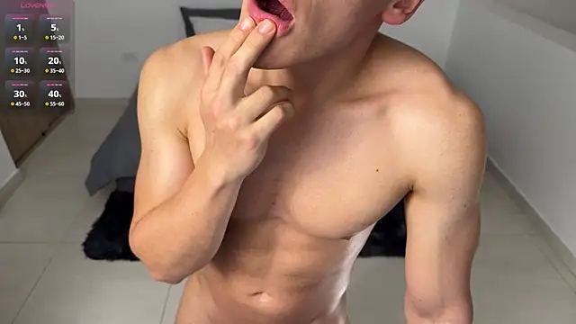 Maxx Lancaster online show from February 24, 3:13 pm