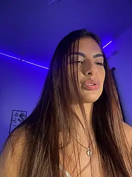 chicachocolate01 online show from July 16, 3:14 am