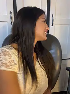 Snapshot of chicachocolate01 chatting on September 26, 11:44 pm chicachocolate01 online show from September 26, 11:44 pm