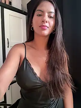 chicachocolate01 online show from March 3, 6:37 pm