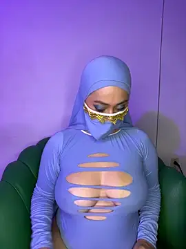 Aisha Malek online show from November 4, 7:39 pm