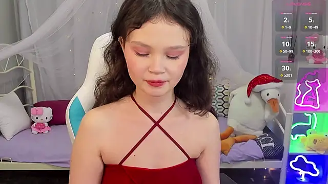 EmilyChaves online show from December 23, 10:47 am