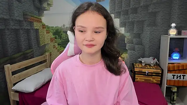 EmilyChaves online show from October 20, 8:09 pm