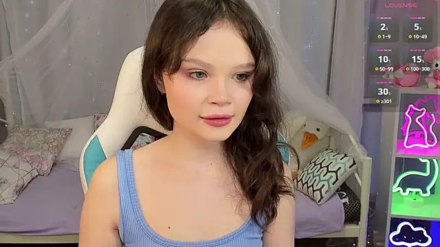 EmilyChaves online show from January 17, 6:28 am