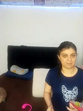 queemking online show from January 31, 10:41 pm