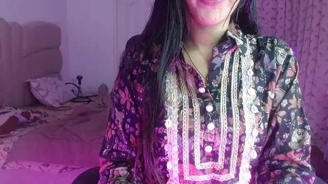 Snapshot of Mini_Meera chatting on October 8, 2:40 pm Mini Meera online show from October 8, 2:40 pm